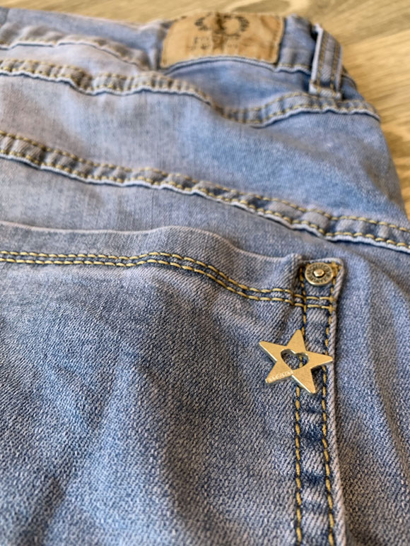 Karostar - Jeans med lynlås detalje